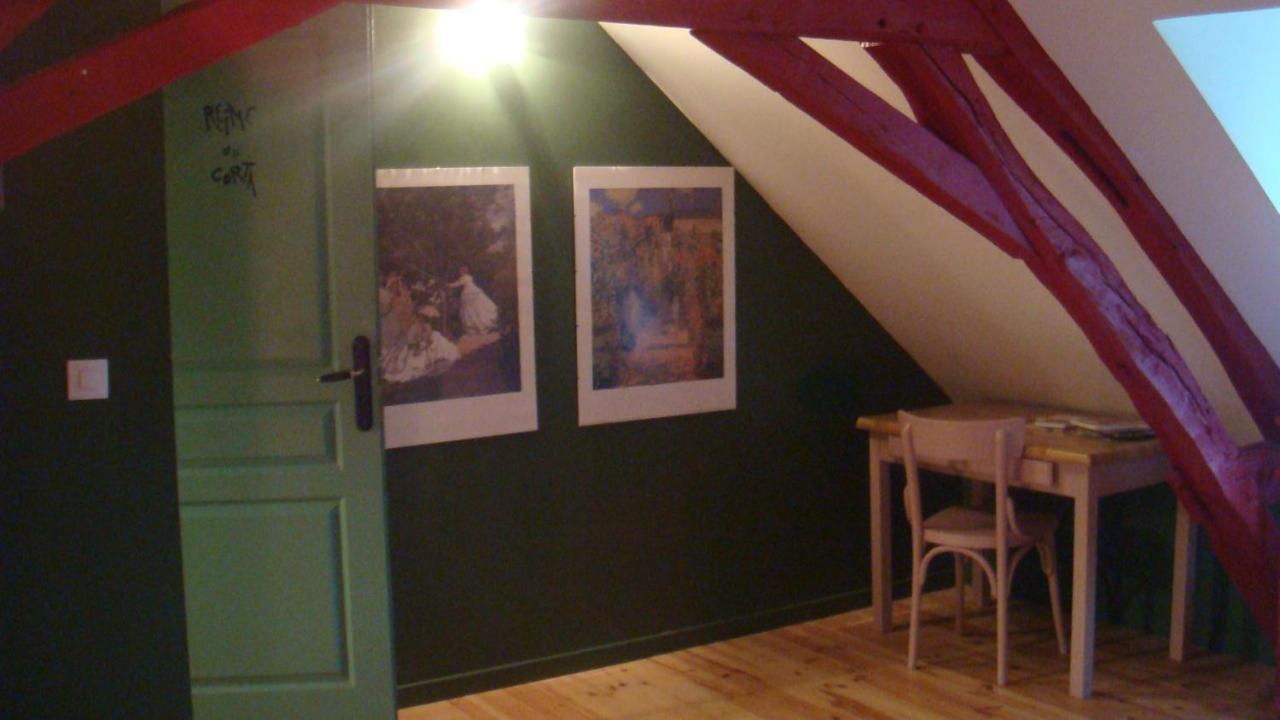 Les Gallerands Bessais-le-Fromental Eksteriør bilde